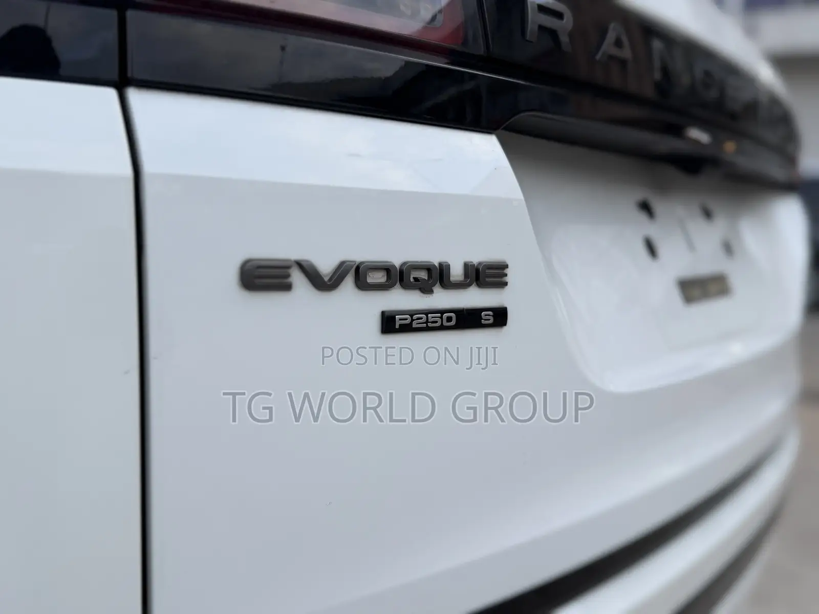 Land Rover Range Rover Evoque R-Dynamic HSE AWD 2020 White