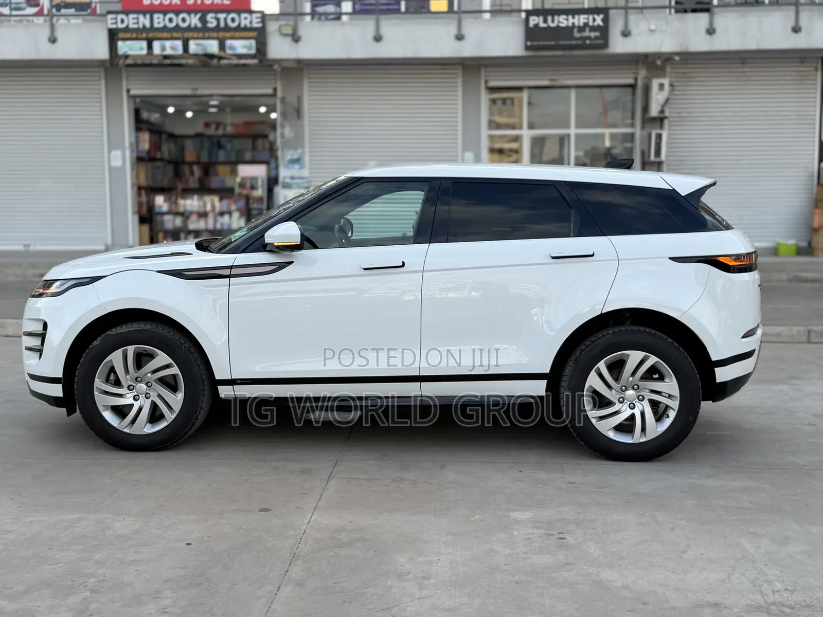 Land Rover Range Rover Evoque R-Dynamic HSE AWD 2020 White