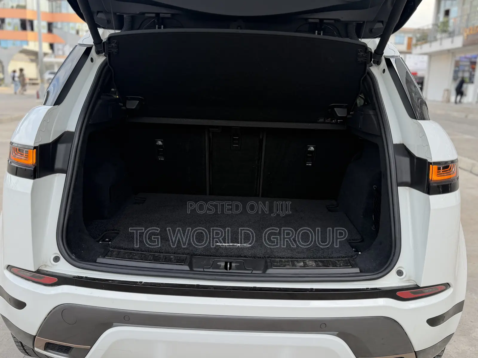 Land Rover Range Rover Evoque R-Dynamic HSE AWD 2020 White