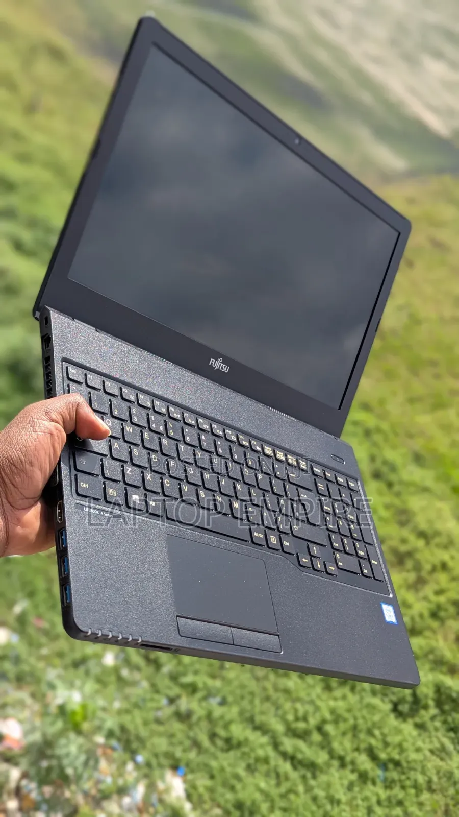 Laptop Fujitsu 8GB Intel Core i3 HDD 500GB