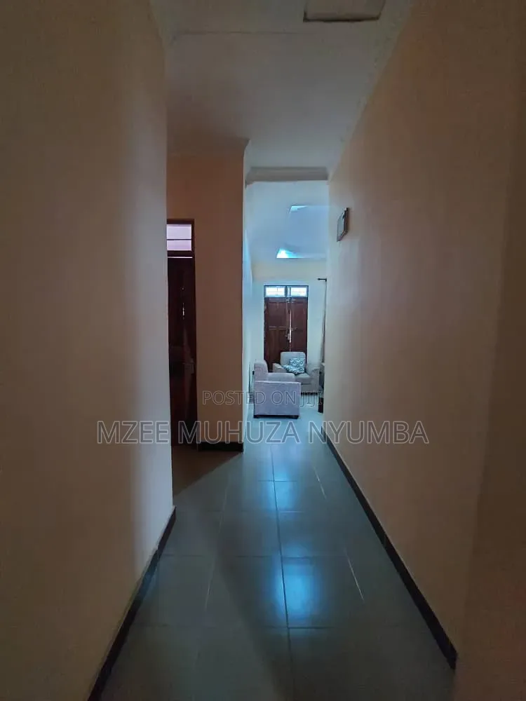 5bdrm House in Dovya, Mbagala for sale