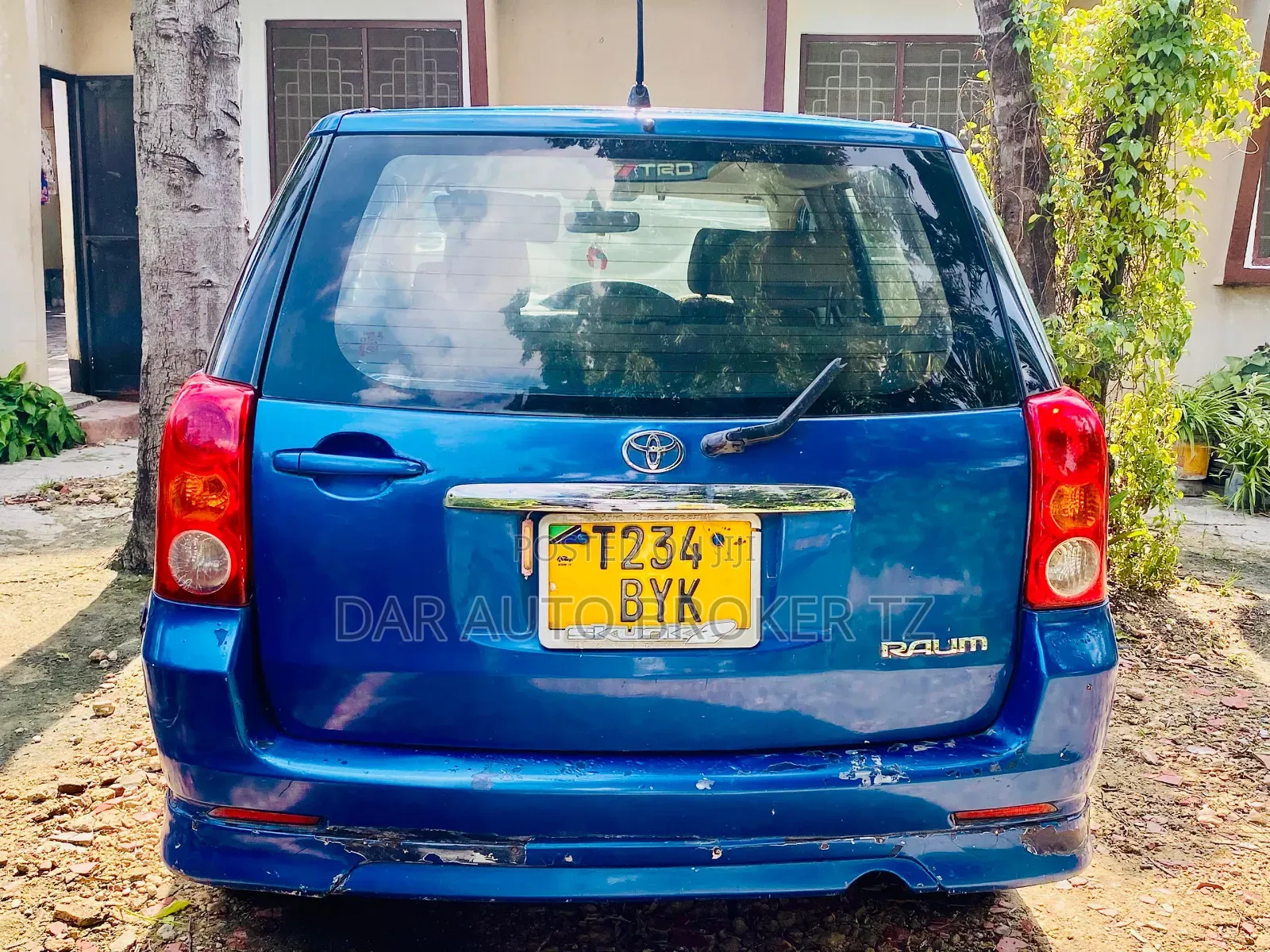 Toyota Raum 2003 Blue