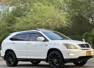 Toyota Harrier 2004 White