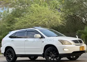 Toyota Harrier 2004 White