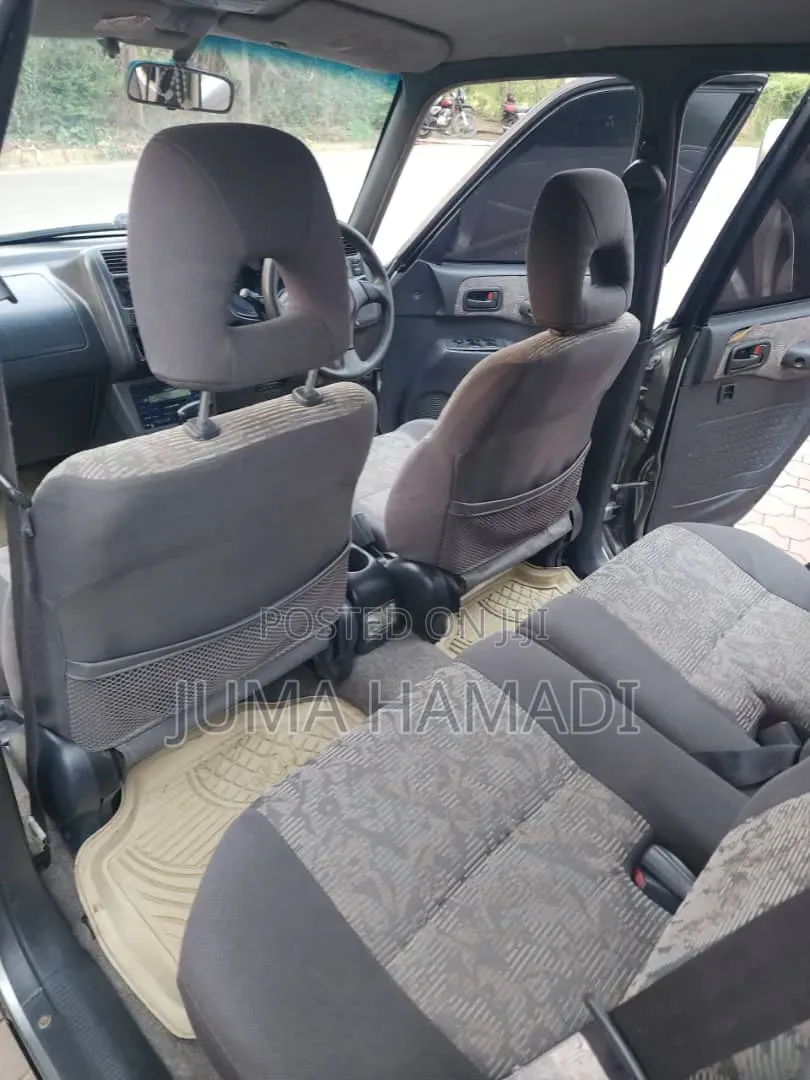 Toyota RAV4 Automatic 2000 Silver