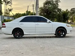 Toyota Mark II 2002 White