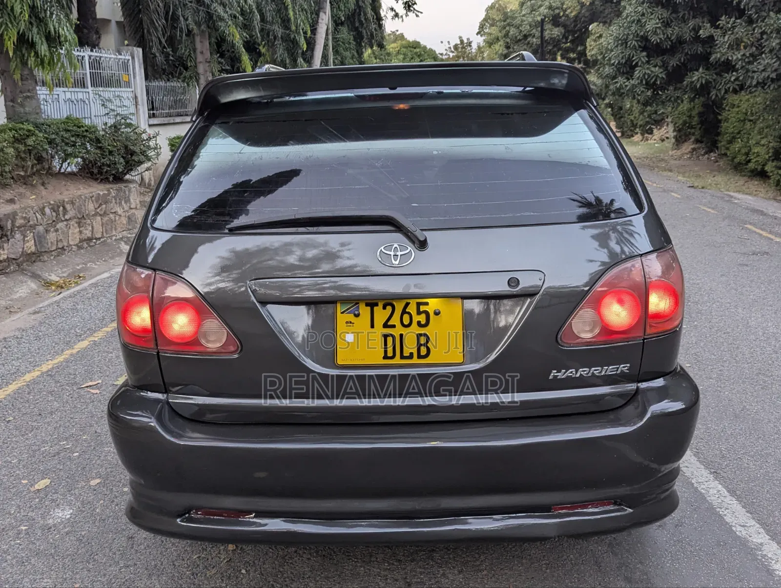 Toyota Harrier 2004 Gray