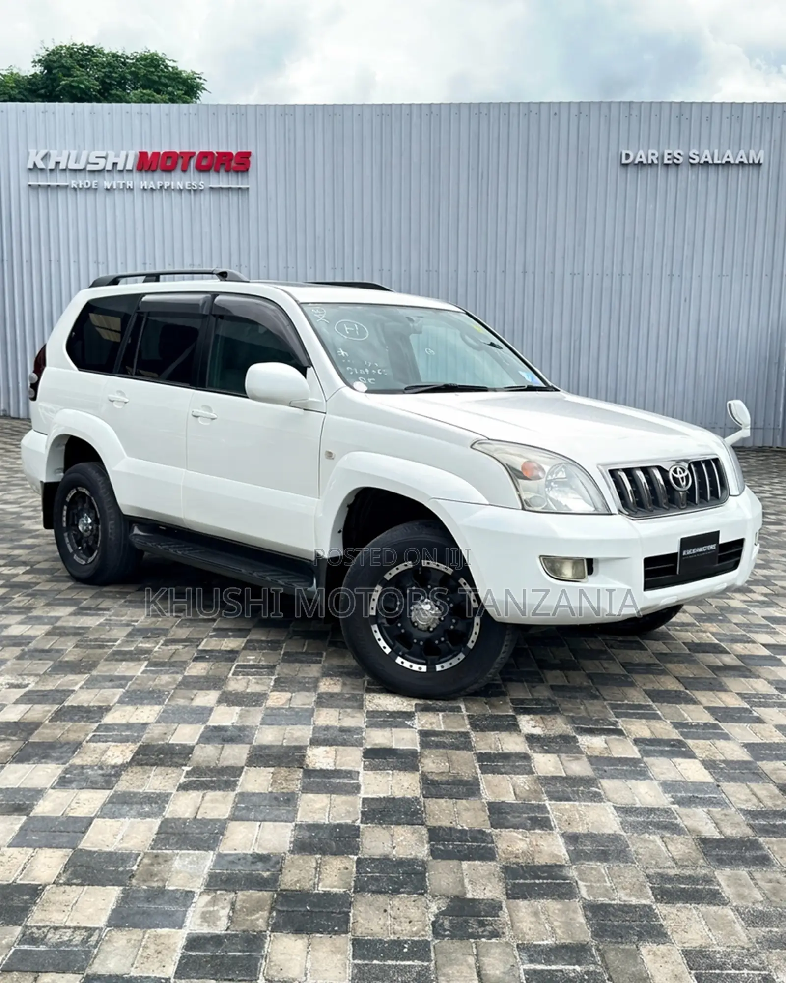 Toyota Land Cruiser 2008 White