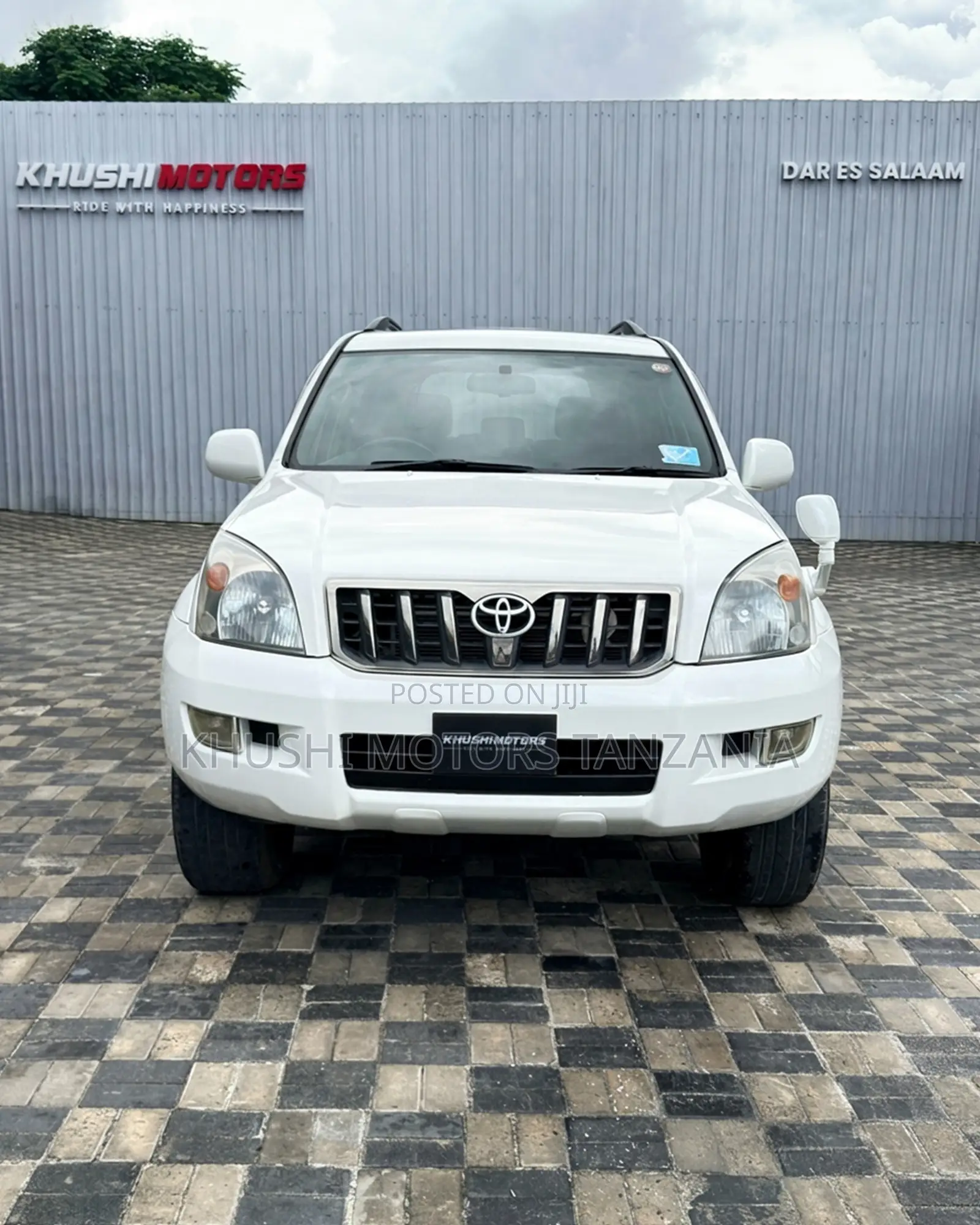 Toyota Land Cruiser 2008 White