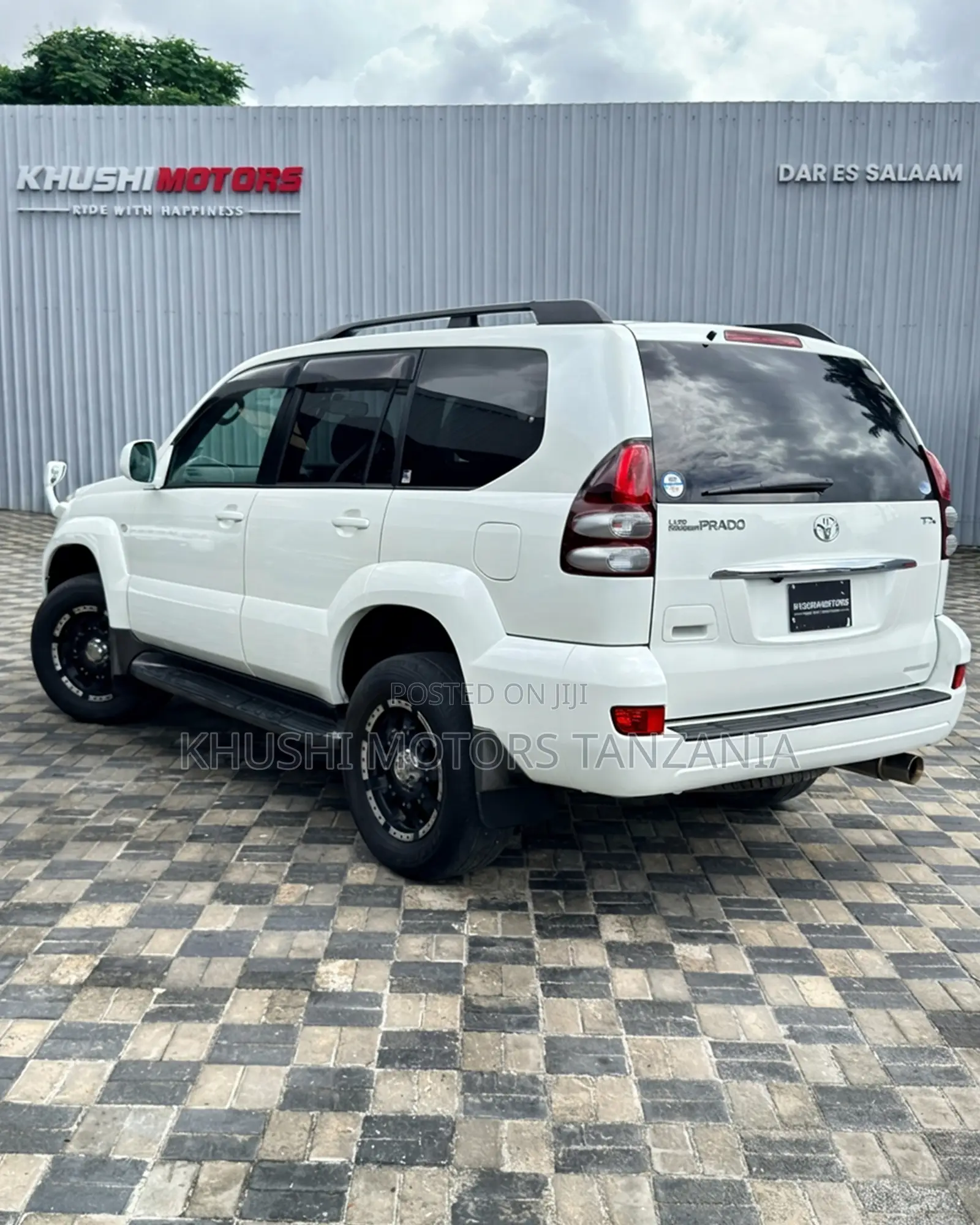 Toyota Land Cruiser 2008 White