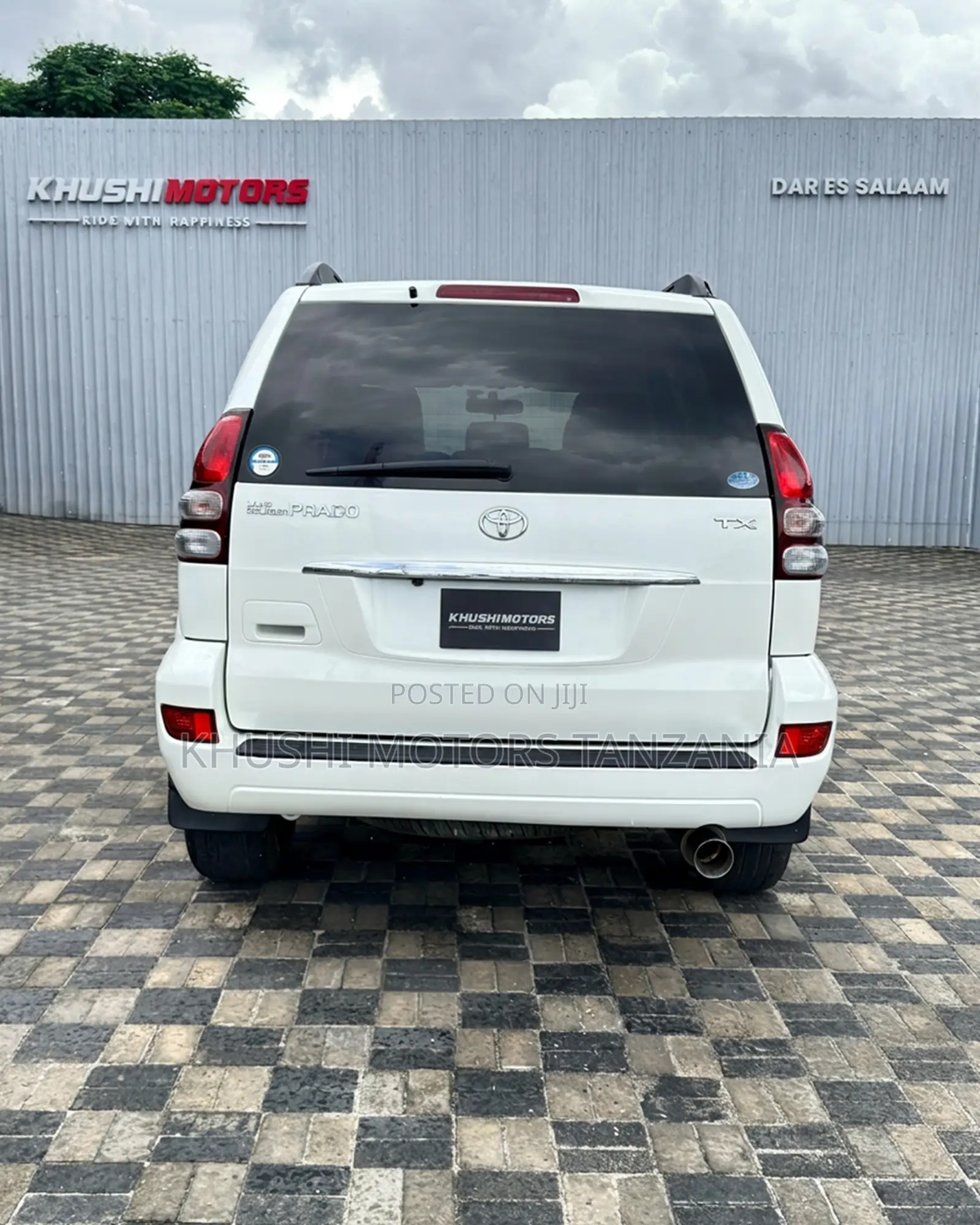 Toyota Land Cruiser 2008 White