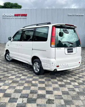 Toyota TownAce 1998 White