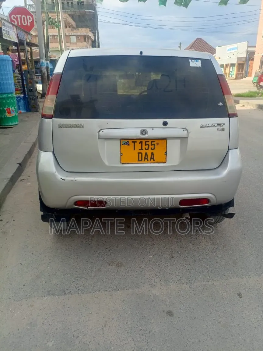 Suzuki Swift 2003 Silver