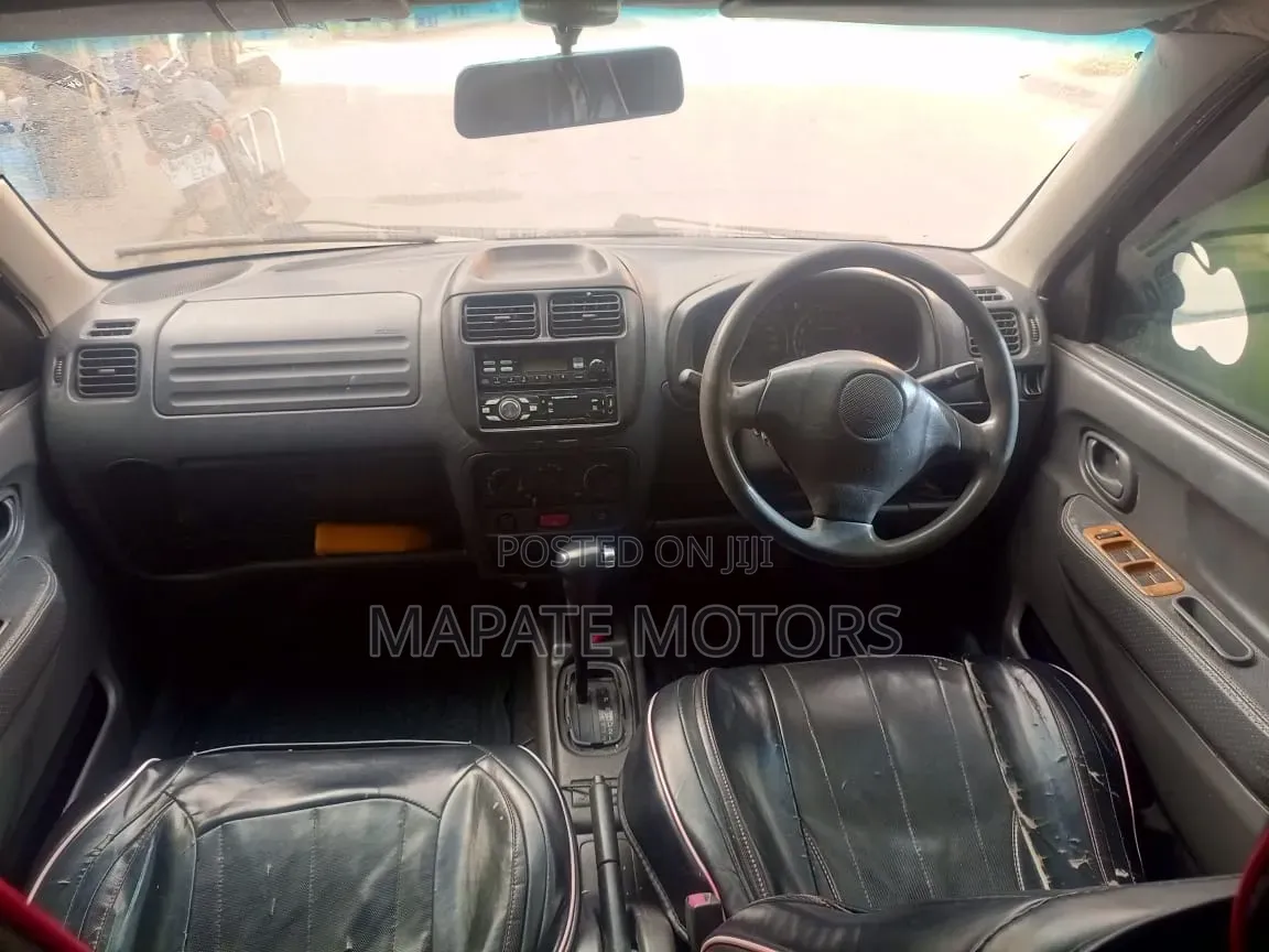 Suzuki Swift 2003 Silver