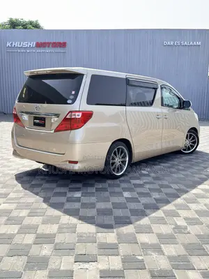 Toyota Alphard 2008 Gold