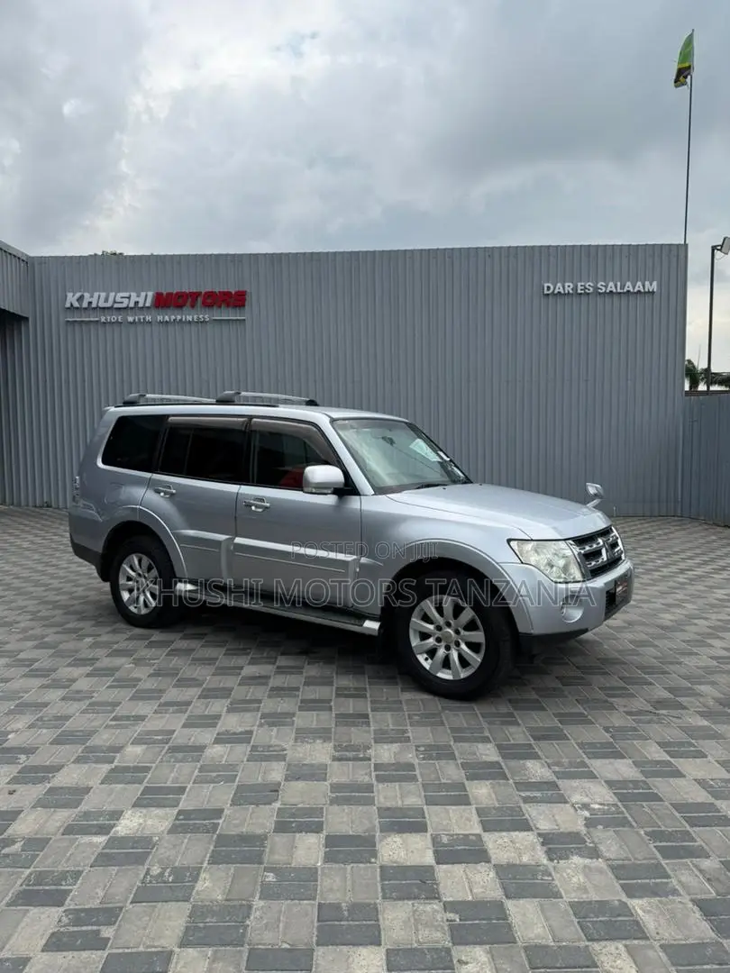 Mitsubishi Pajero 2007 Silver