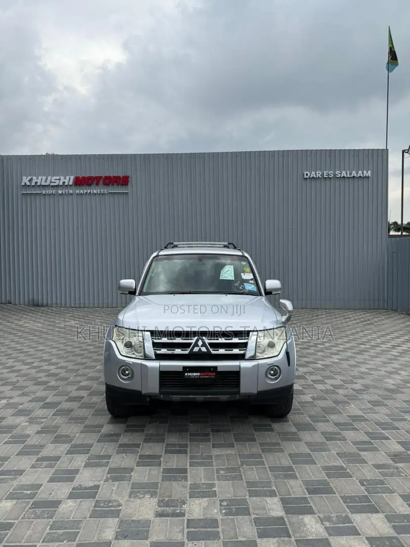 Mitsubishi Pajero 2007 Silver