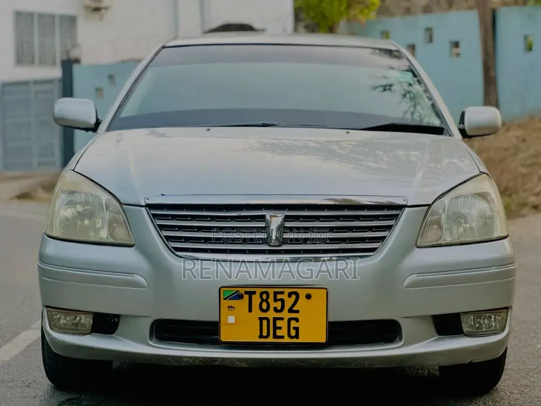 Toyota Premio 2005 Silver