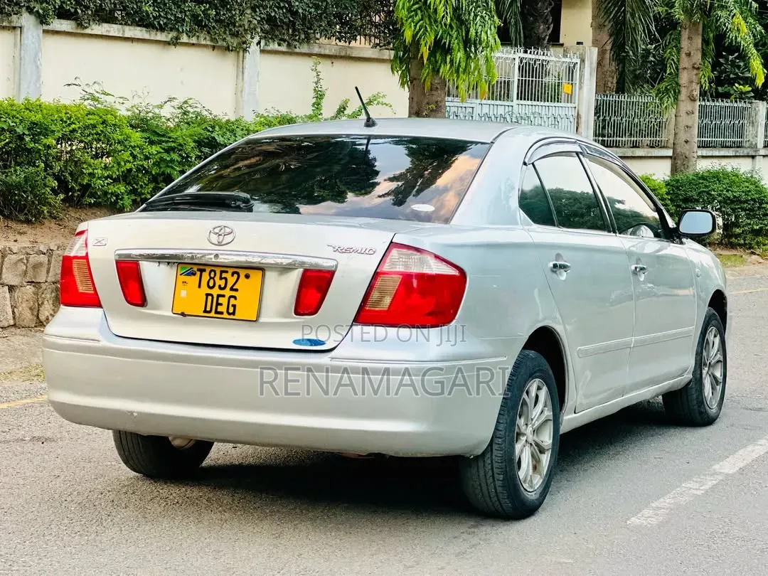 Toyota Premio 2005 Silver