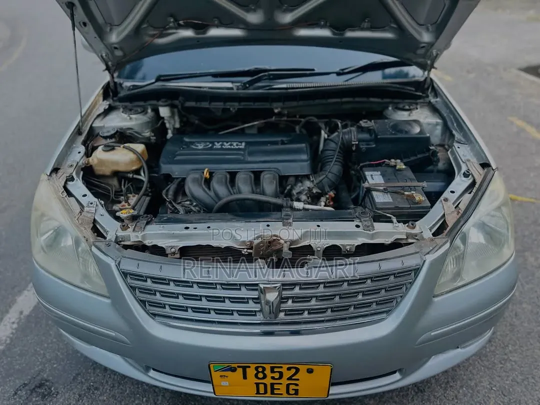 Toyota Premio 2005 Silver
