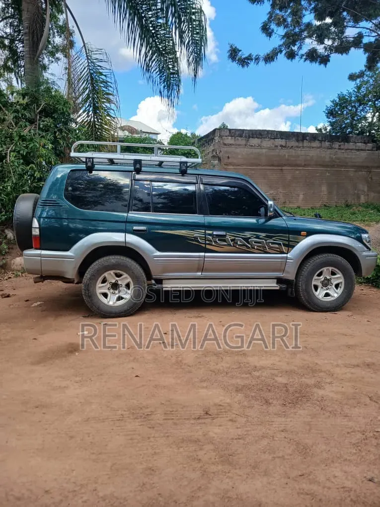 Toyota Land Cruiser Prado 2003 Green