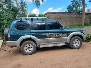 Toyota Land Cruiser Prado 2003 Green