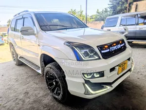 Toyota Land Cruiser Prado 2016 White