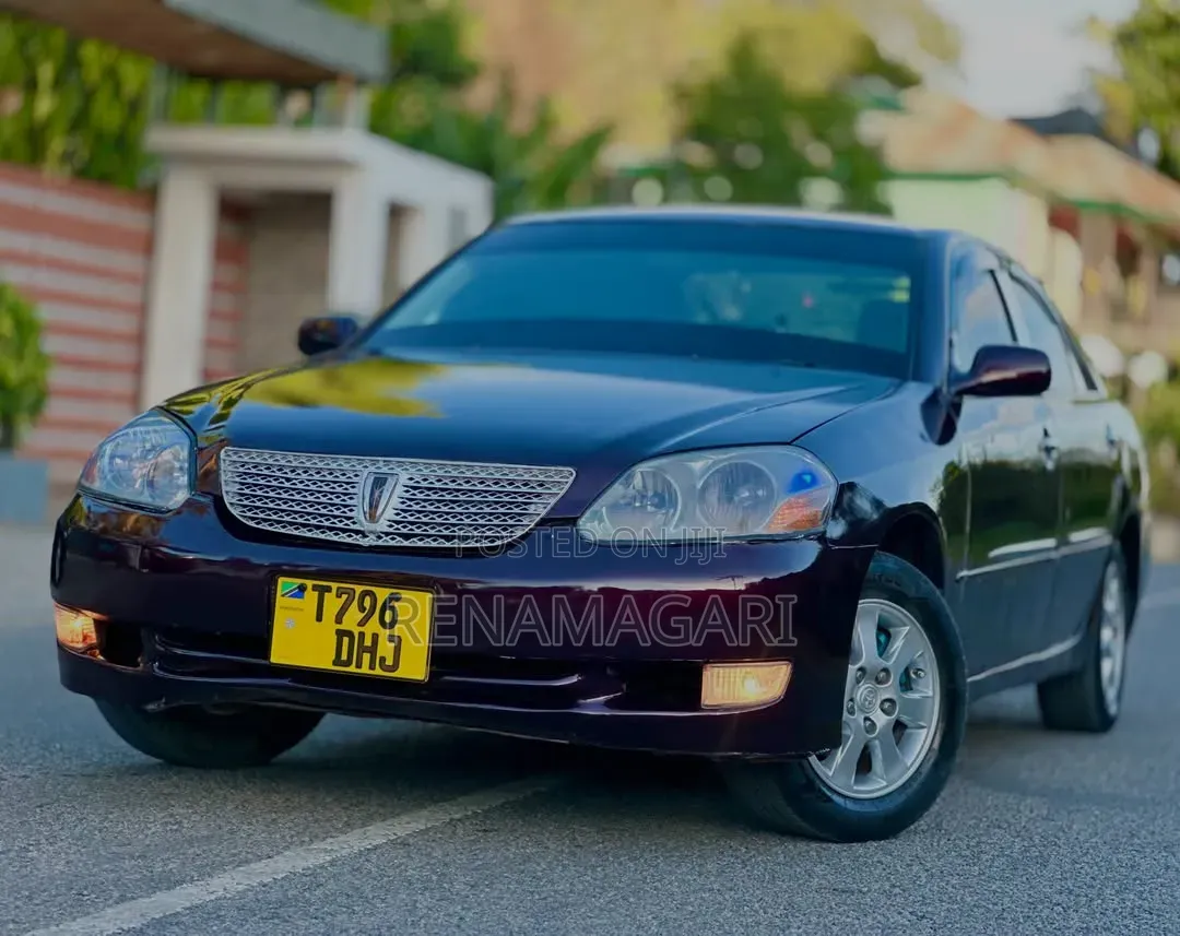 Toyota Mark II 2003 Maroon