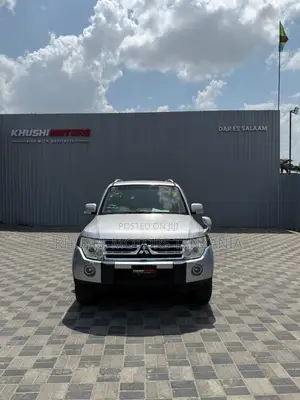 Mitsubishi Pajero 2007 Gray