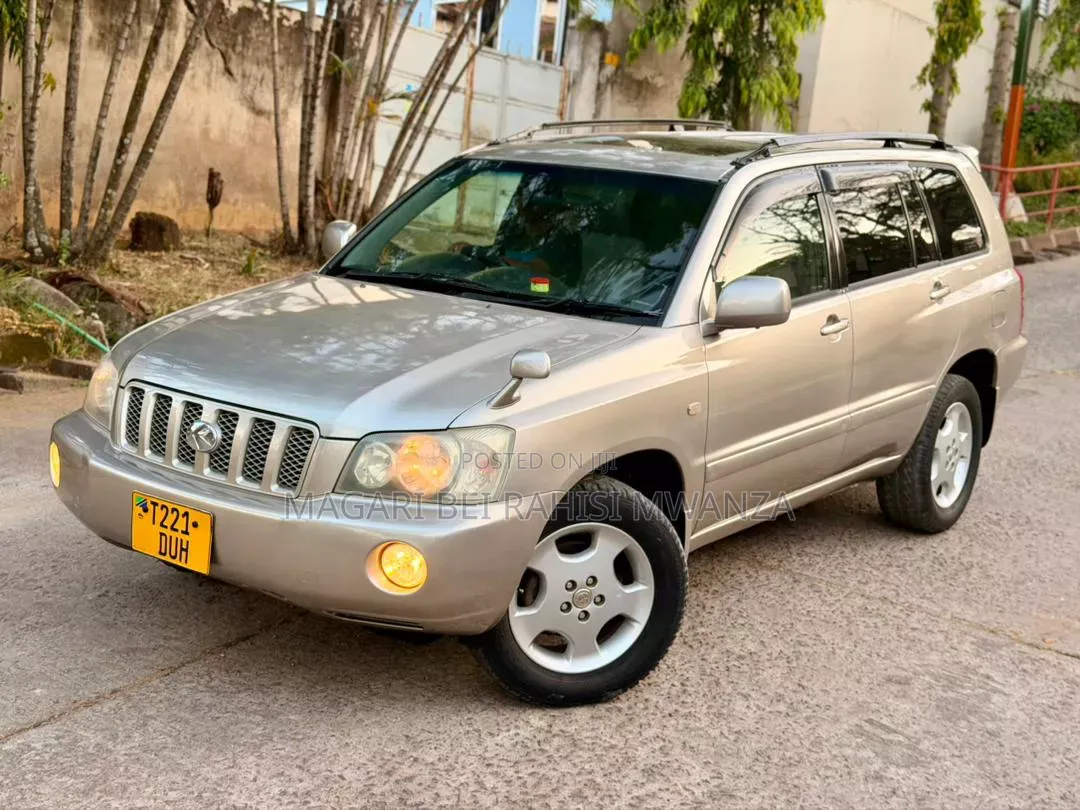 Toyota Kluger 2005 Gold