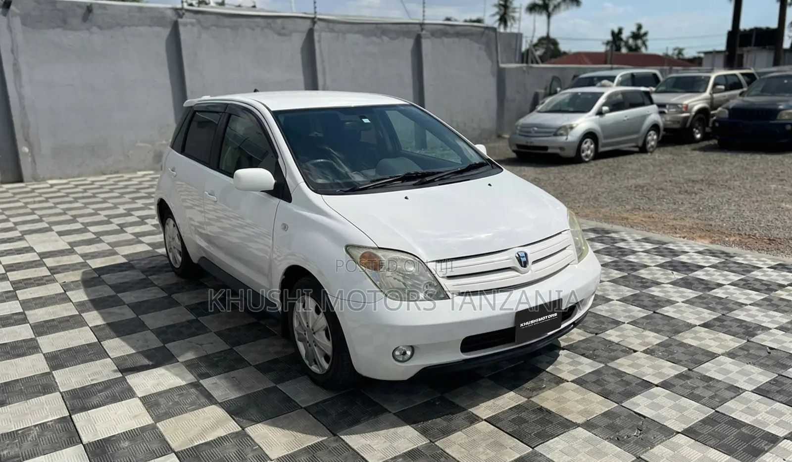 Toyota IST 2004 White