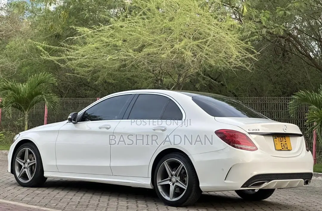 Mercedes-Benz C200 2014 White