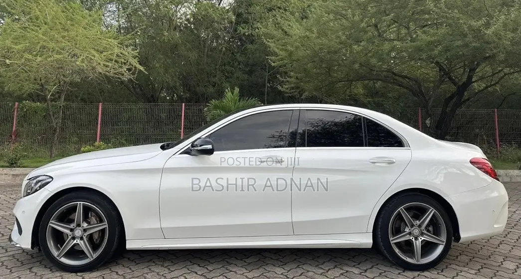 Mercedes-Benz C200 2014 White