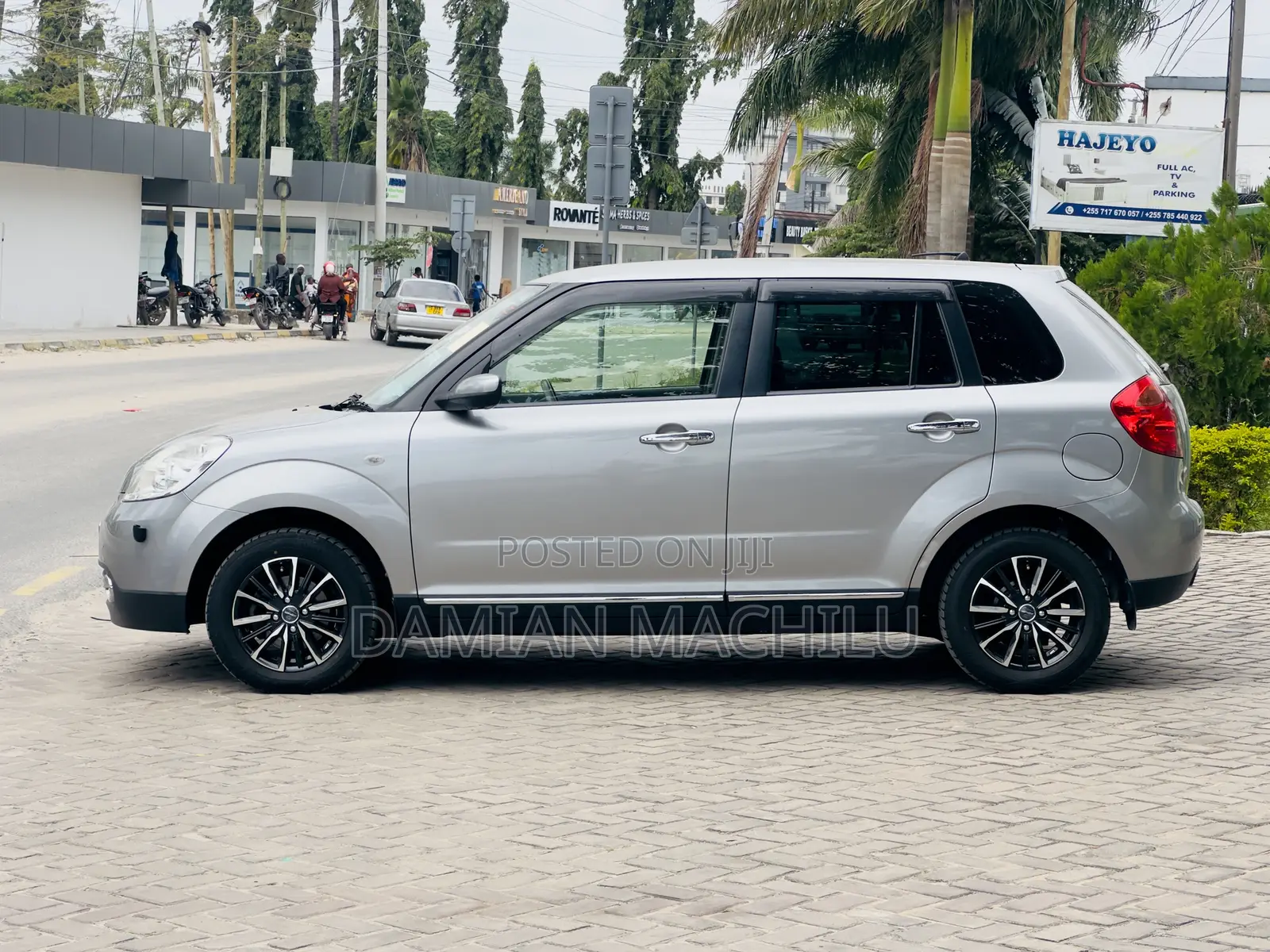 Mazda Verisa 2011 Gray