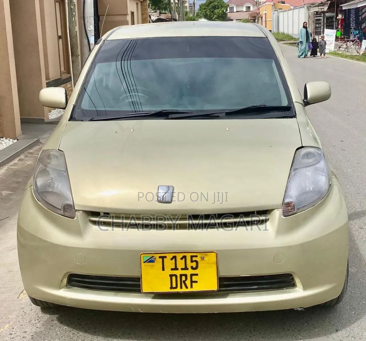 Toyota Passo 2005 Gold