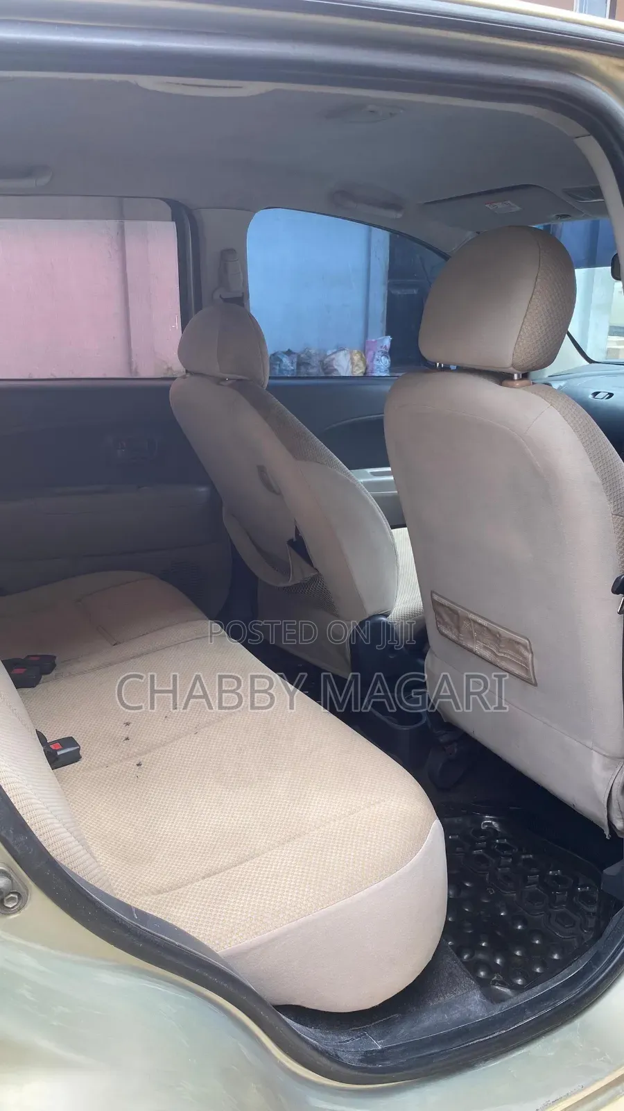 Toyota Passo 2005 Gold