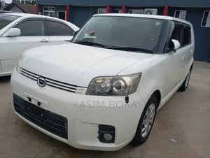 Toyota Corolla Rumion 2008 White