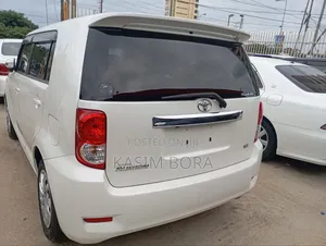 Toyota Corolla Rumion 2008 White