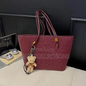 Medium Handbag
