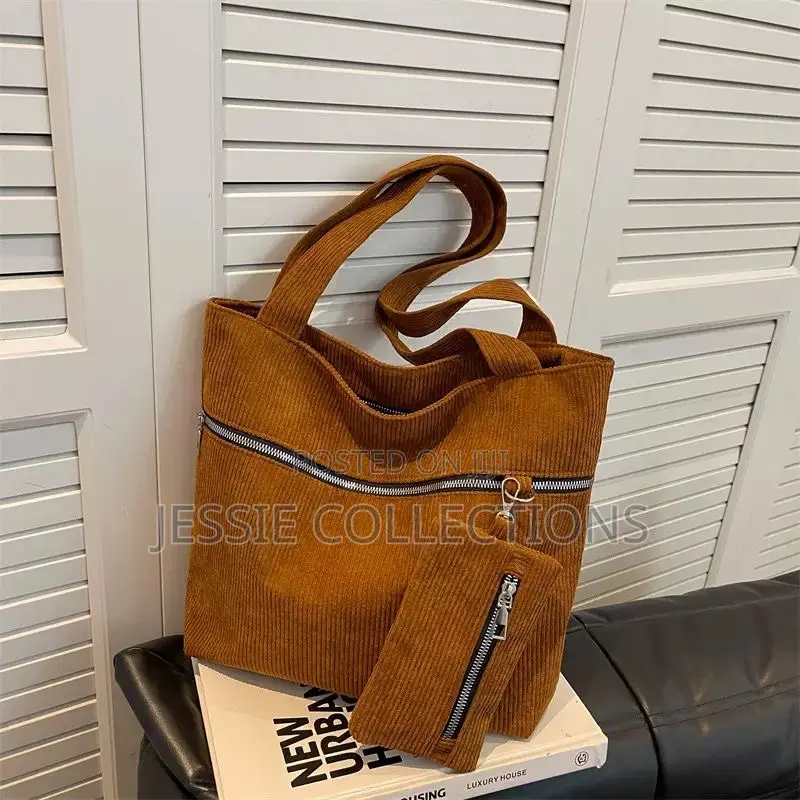 Medium Handbag