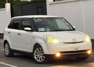 Mazda Verisa 2009 Silver
