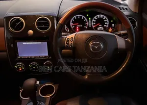 Mazda Verisa 2009 Silver