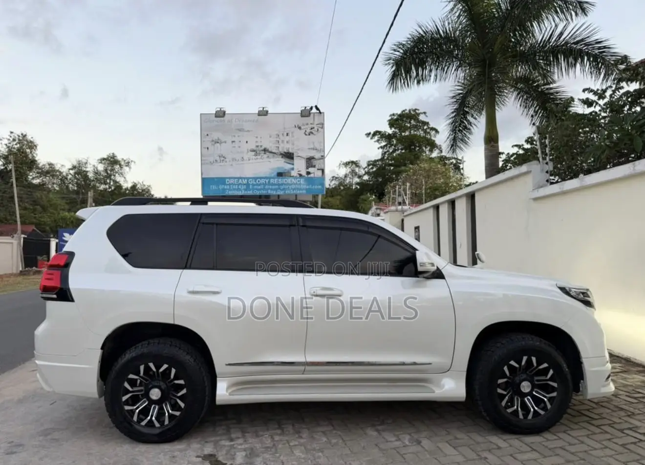 Toyota Land Cruiser Prado 2016 White