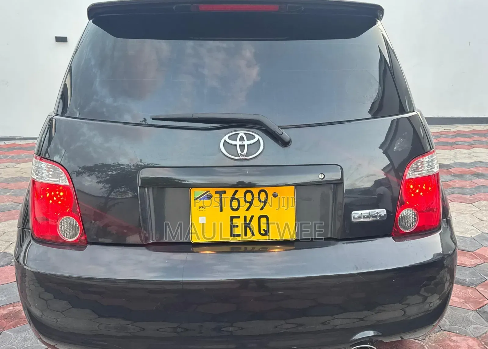 Toyota IST 2006 Black