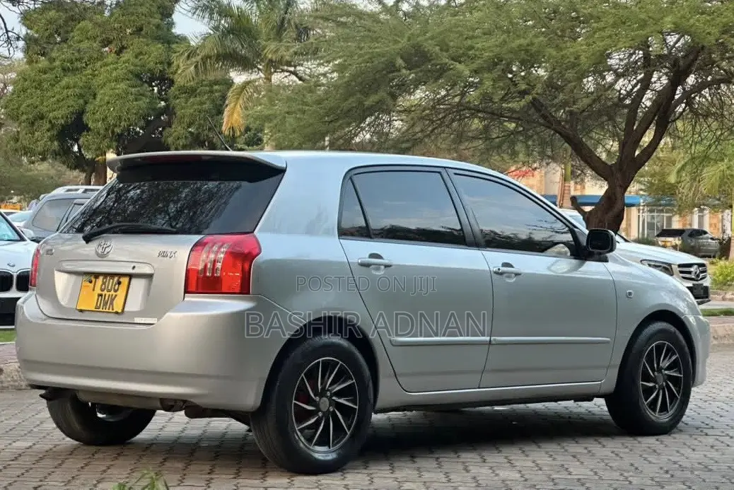 Toyota Corolla RunX 1.5 X FWD 2004 Silver