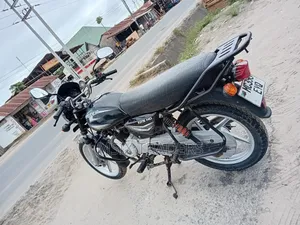Bajaj Boxer 125 2024 Black