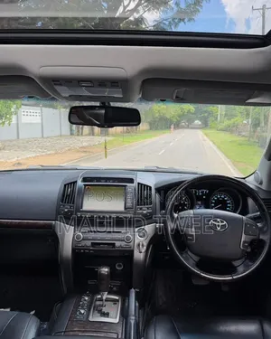 Toyota Land Cruiser 2012 Black