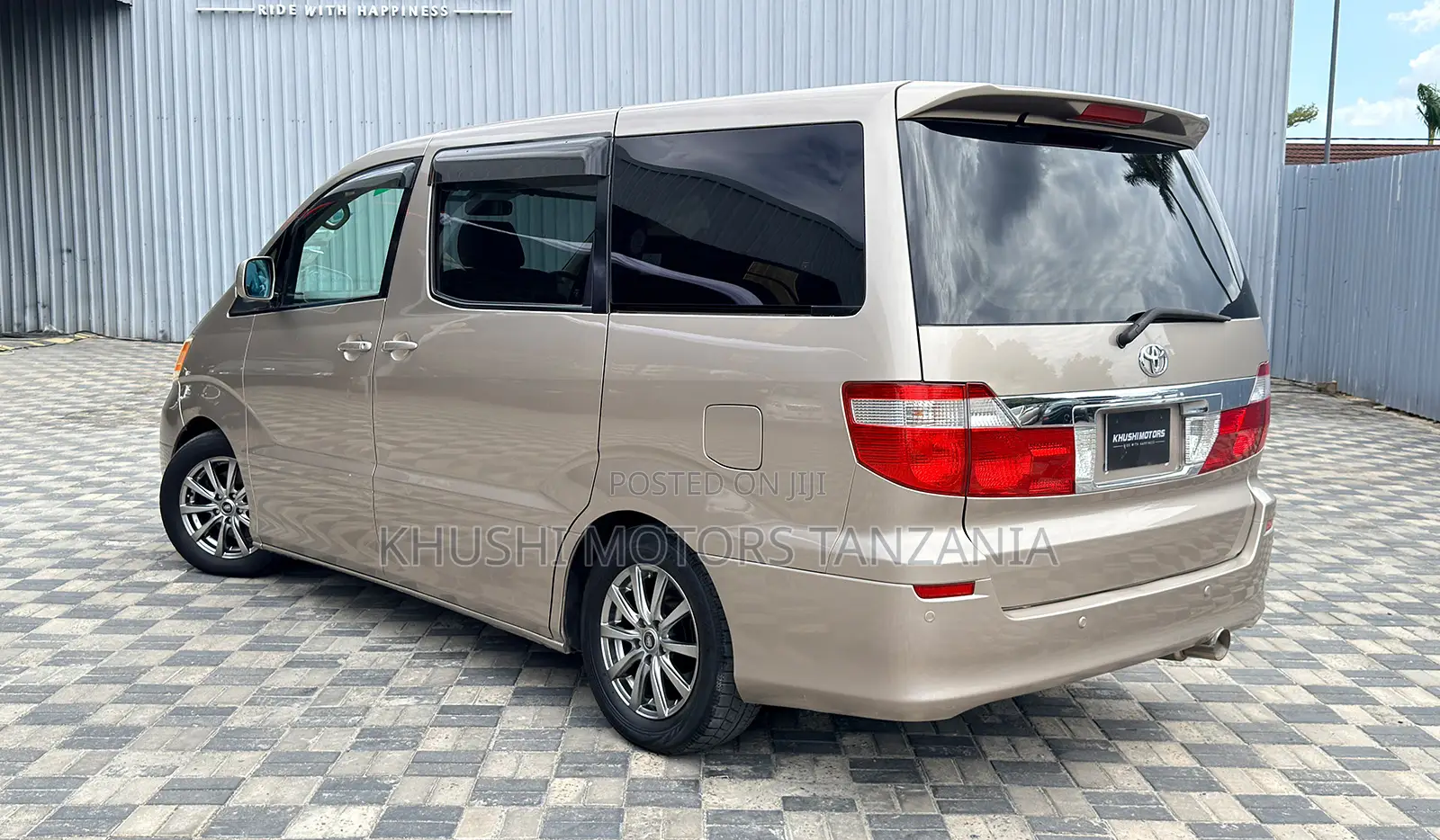 Toyota Alphard 2002 Gold
