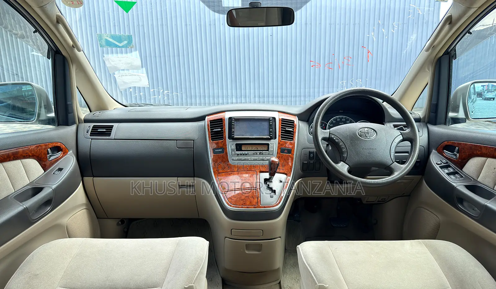 Toyota Alphard 2002 Gold