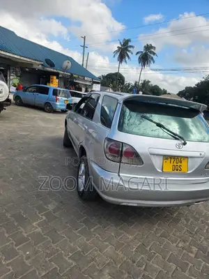 Toyota Harrier 2003 Silver